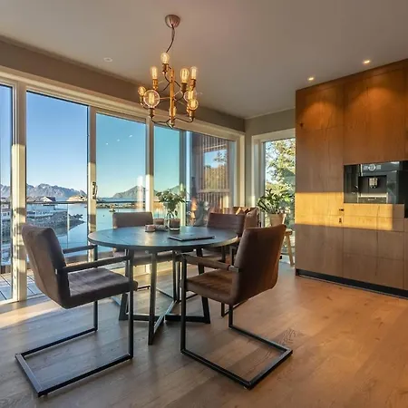 Апартаменты Lofoten Oceanfront Panoramic Кабельвог