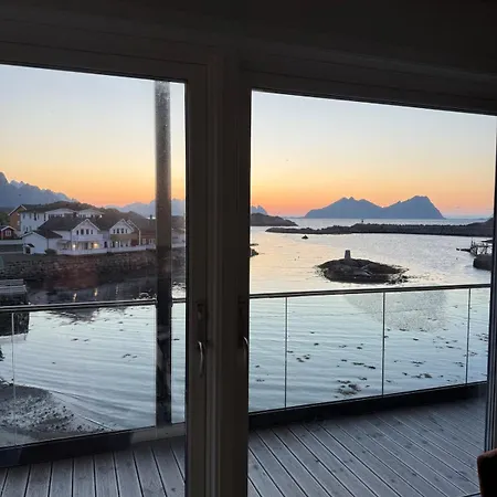 Lofoten Oceanfront Panoramic *