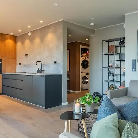 Апартаменты Lofoten Oceanfront Panoramic *