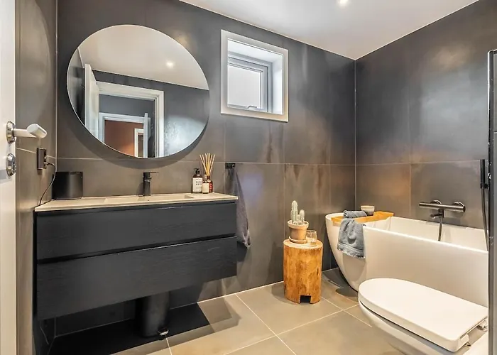 Lofoten Oceanfront Panoramic