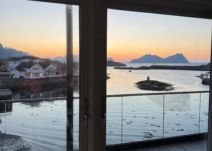 Lofoten Oceanfront Panoramic *